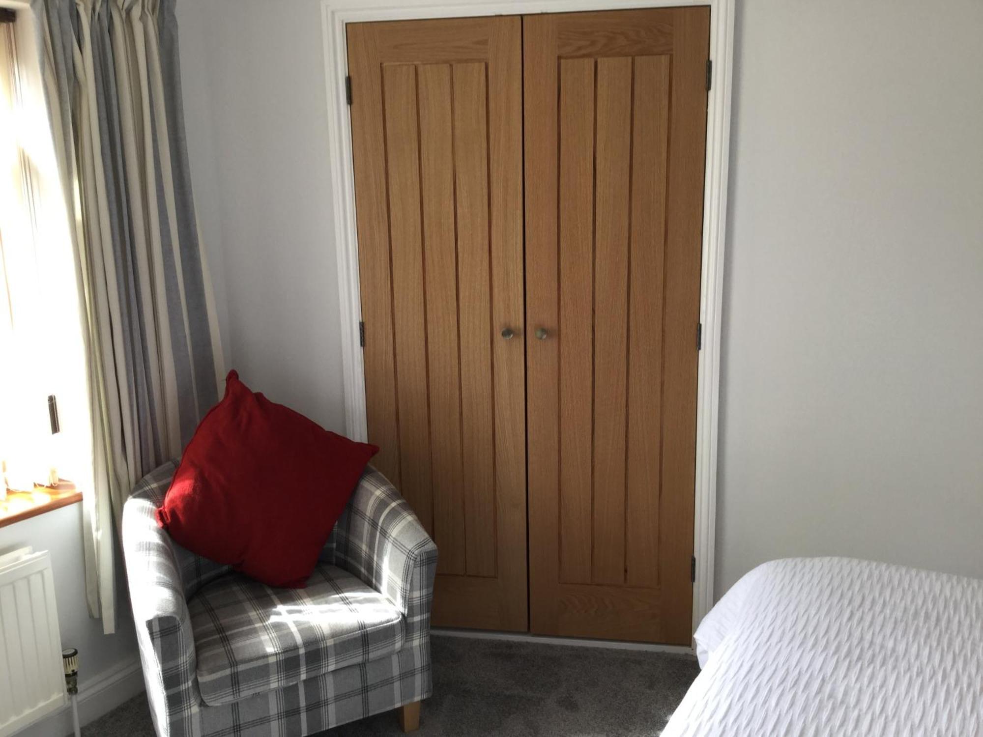High Hedges Apartment B Oxford Bagian luar foto