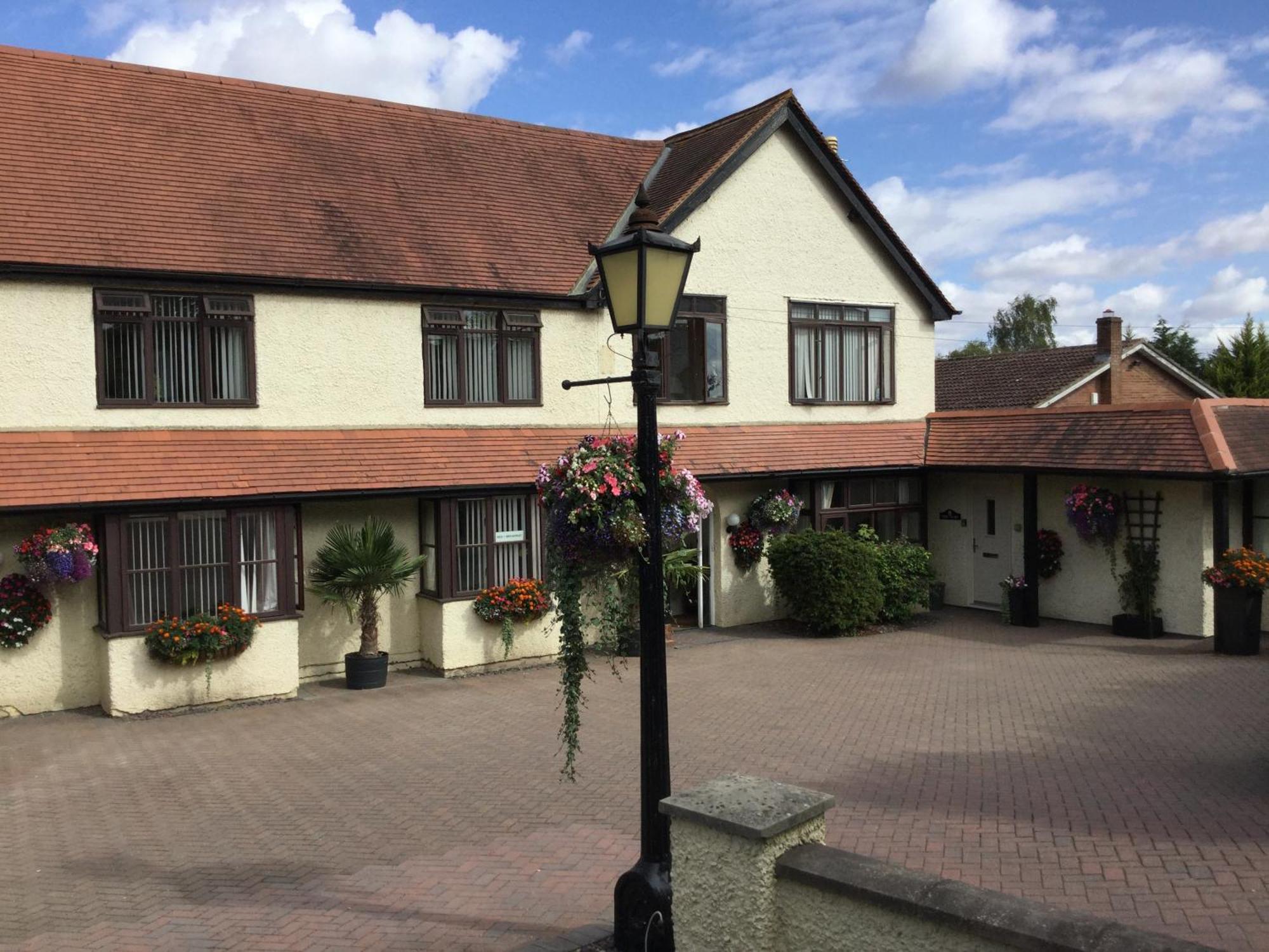 High Hedges Apartment B Oxford Bagian luar foto